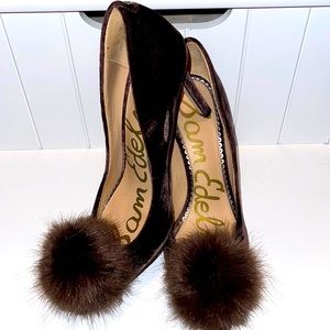 Sam Edelman Brown Velvet 4” Heels with Pom Toe